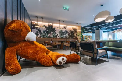 Heixiong Forest Private Hot Spring Homestay Hotels near Changchunjianzhu College