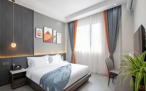 Luodian Jincheng Shangjia Hotel فنادق في لوى ديان
