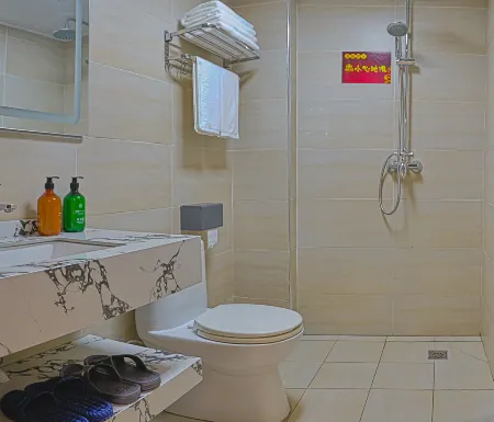 Lichuan Xinyuan Hotel