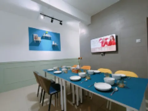 TypeB-10pax-5Bedroom-Balcony-IOICityMall-UKM-C180- Cheras Hotels in Balakong