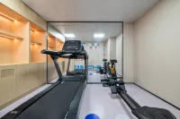 Homelnn   (Dengzhou Beijng Avenue Branch) Hotels in Dengzhou