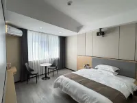 Week 6 Express Hotel Hotels in Xinshao