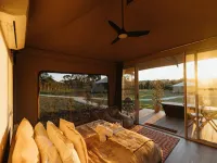 Canvs by Cabn Seppeltsfield Barossa Hotels in Tanunda