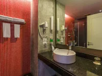 เดอะ พาร์ค เรสซิเดนซ์ โรงแรมใกล้เทวลัยพระพิฆเนศ