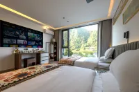 Clear Mountain Azure Lodge at Mount Sanqingshan Hotels in Yushan