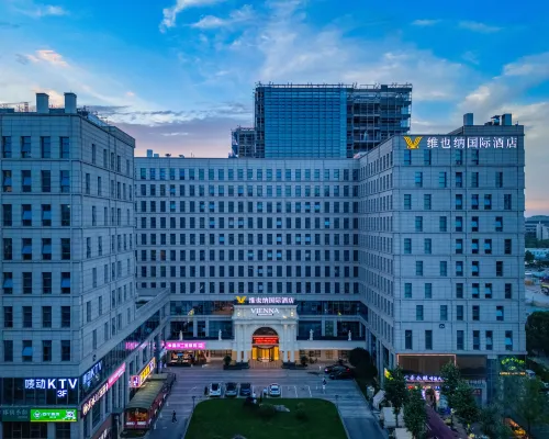 Vienna International Hotel (Hangzhou Weilai Science City) Hotels near Alibaba Future Technology Zone