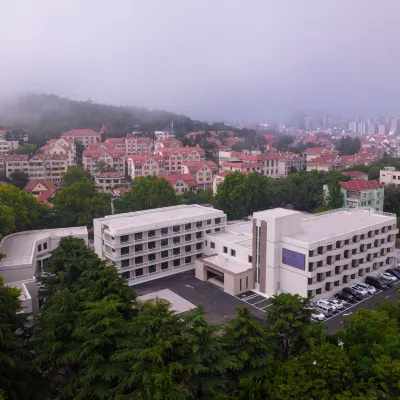 All China Federation of Trade Union Qingdao Sanatorium チンダオ サード ビーチ周辺のホテル