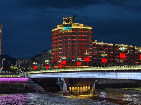 Convenient City Hotel (Suichuan County Government Pedestrian Street Wholesale City) Отели в г. Суйчуань