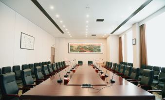Jinghai Hotel