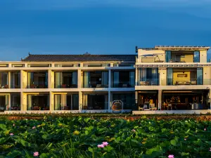 嚮往·YEARN NOBLE RETREAT湖景落日度假民宿（普者黑風景區店）