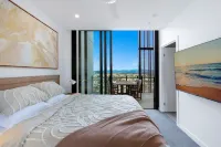 Skyline Showdown - Views, Games & Vibes Hotels near Woolworths Australia Fair (Southport)