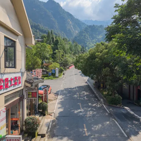 Sanqingshan Meditation Chenyin B&B (Eastern Jinsha Cableway Branch)