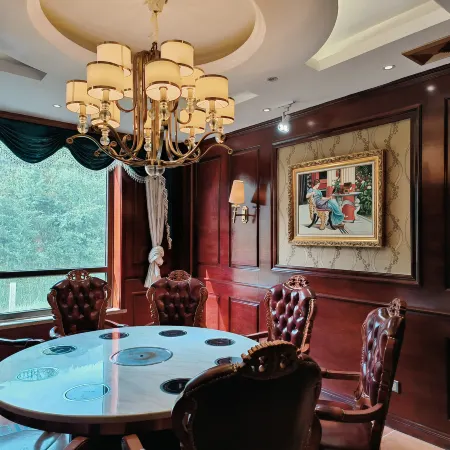 Hezuo Yunyi Grand Hotel