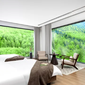 Ten miles of mountains and rivers light luxury B&B (Siguniang Mountain)