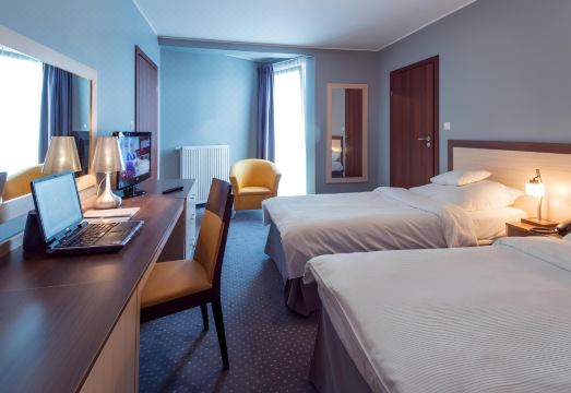 3. 호텔 폴레치키..