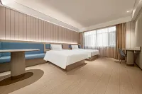 Hanting Hotel (Yulin Dingbian Mingzhu West Road Branch) - parking