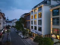 張家界萬吉ホテル（国立森林公園武陵源標誌門） 張家界武陵源バスターミナル周辺のホテル