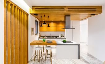 SOFIA Luxury Residence - Premium Apartments with Pool & BBQ, Rooftop Terrace, 5 Min to Sea