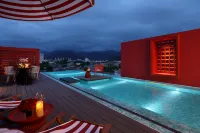Z Hotel | Sky Secret VISTA (Mangshi Tree-wrapped Pagoda Scenic Spot)