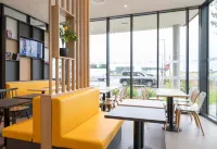 B&B Hotel Saint-Geours-De-Maremne Hossegor - breakfast