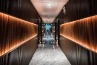 Qianmei International Hotel (Shaoguan Nanxiong Covered Bridge)