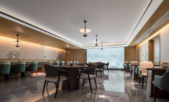 Hangzhou East Station Qianxin GINLAN JIA Qingtang Hotel