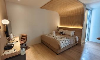 Polkadot Cafe & Hotel