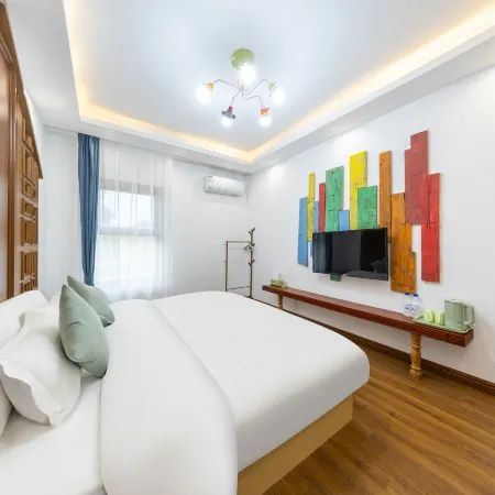 Floral Hotel·Hoshino Residenc Hotel(Changbaishan West Scenic Area Tourism Service Center Store)
