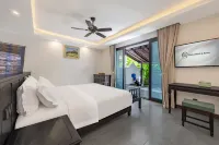 Manyo Hotel and Resort