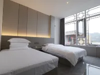 Dongdu Hotel Hotels in Lin County