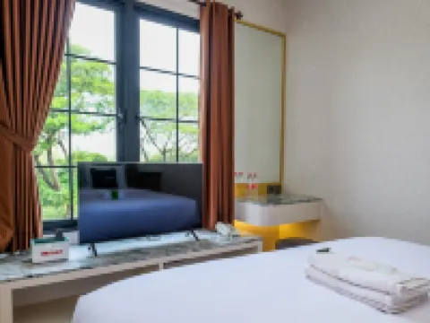 Urbanview Kencana Residence near Pakuwon Mall Surabaya Hotels in Sambikerep