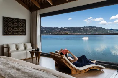 Borei Yunlan Resort Hotel (Lugu Lake Daluoshui Store) Hotel in zona Lige Island