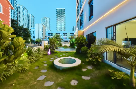 Beihai Treasure Land｜Xi·Holiday Homestay (Qiaogang Flavor Street, Yintan Resort Tourism Area)