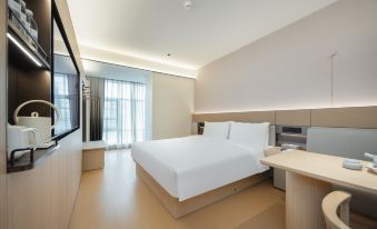 JI Hotel (Shenzhen CBD Futian Metro Station)