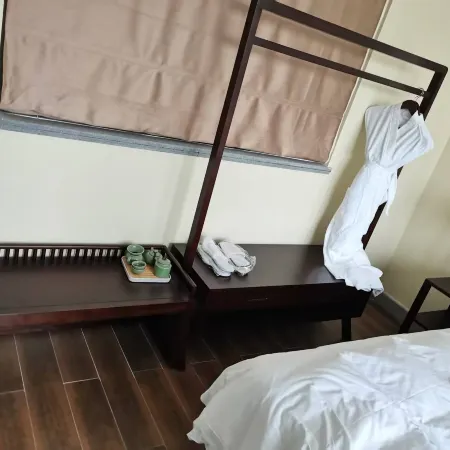 Zeliju Wenquan Homestay