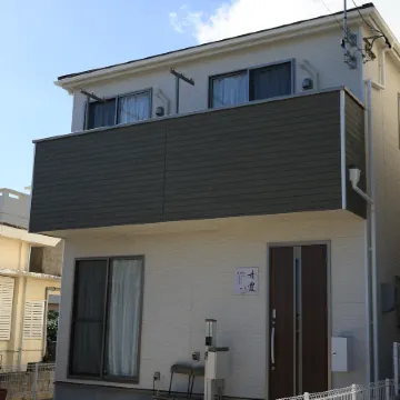 DanXiaGE in country near the sea