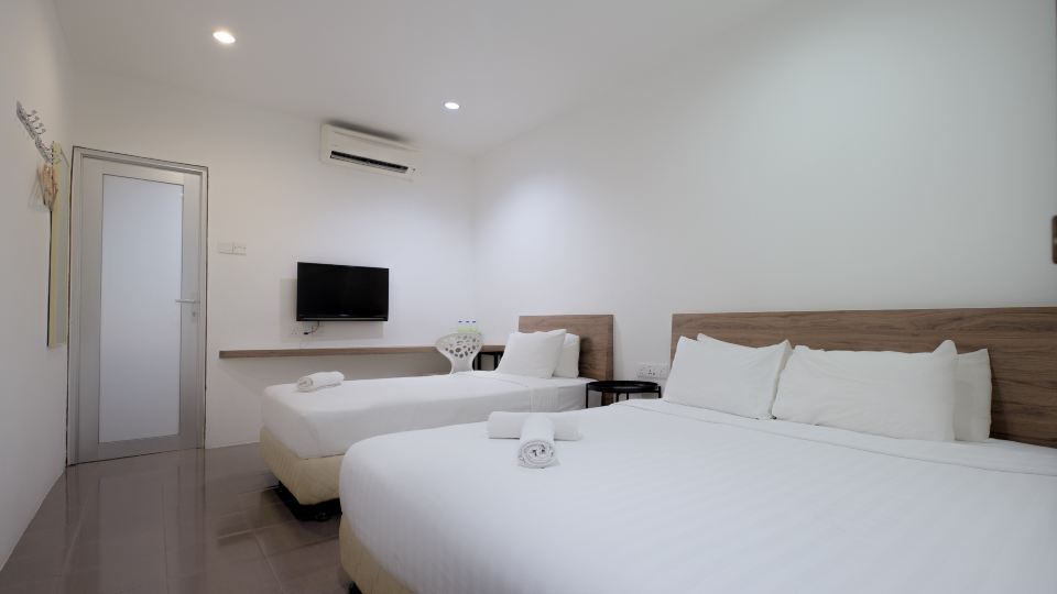 T Hotel Tandop