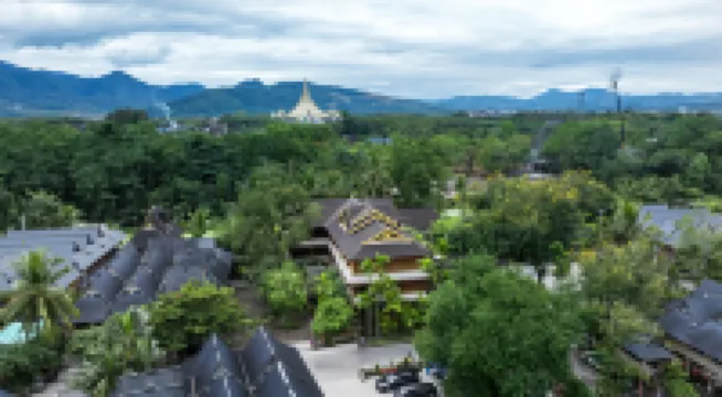 Shaman Dala Inn Hotels near Xishuangbanna Dai Garden