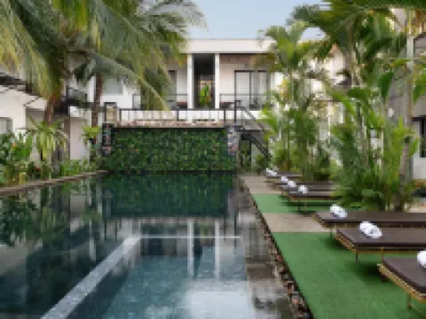 Central Corner d'Angkor Hotels near Wat Preah Prom Rath
