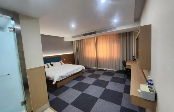 桃禧酒店（莘縣黨校店）