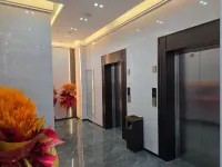 Zhuanglang Zunyue Haoting International Hotel - parcheggio