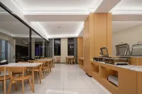 Qi Hotel (Yuhu Huafu)