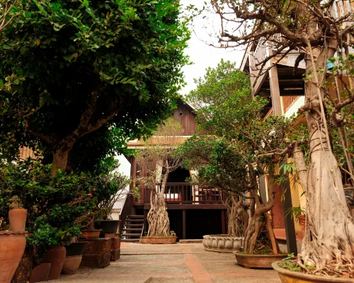 Bualuang Hotel โรงแรมใกล้โรยัลเทียร์เตอร์