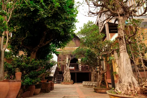 Bualuang Hotel - Park Yeri
