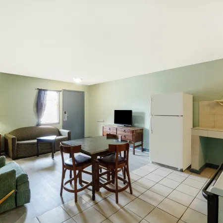 Capital O Parker Motel Clute Jackson Tx 332