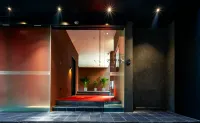J hotel - Mountain view