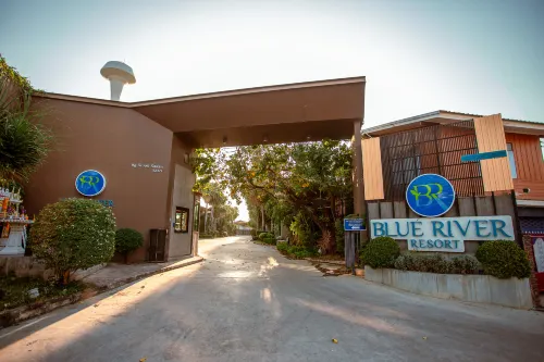 Blue River Resort