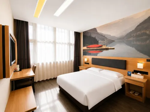 Ulanqab Huaxin Premium Hotel (Jining South Railway Station)