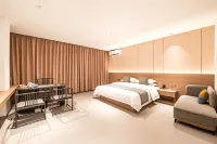 Boyue Zhixiang Light Luxury Hotel (Xiangzhou County Government Branch) - 주차장