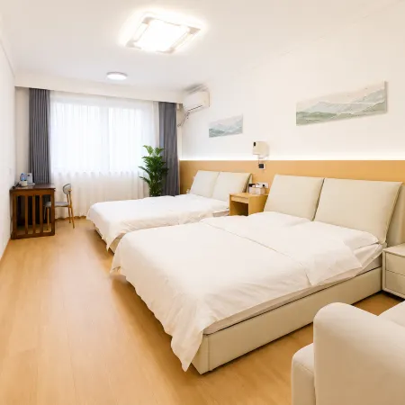 Cloud & Mountain Lodge · Retreat & Cinema Homestay (Carp Stream Scenic Area Branch)